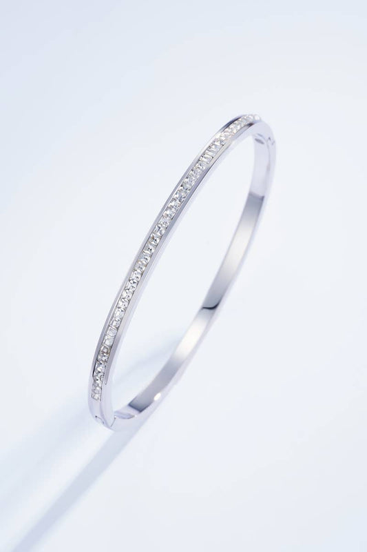 Glaciär Kristallbangle - Elegant Silverarmband med Ljuskristaller