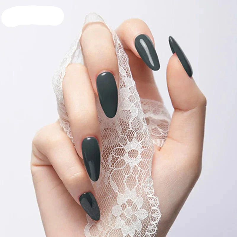 15 ml Poly Nail Gel cured with UV/LED lamp