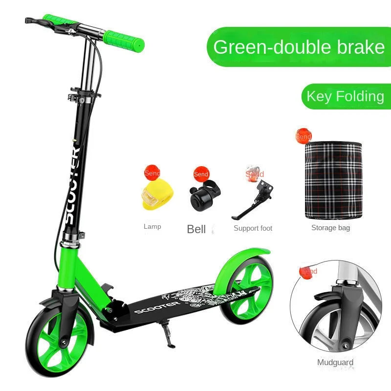 Manuell Vuxen skoter med hopfällbara två hjul och dubbla bromsar Design Antisladdpedaler för flexibel styrning