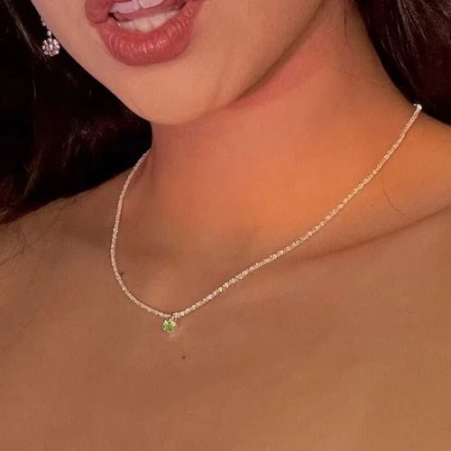 Silverfärgat glittrande halsband för kvinnor trendigt nyckelbenskedja.