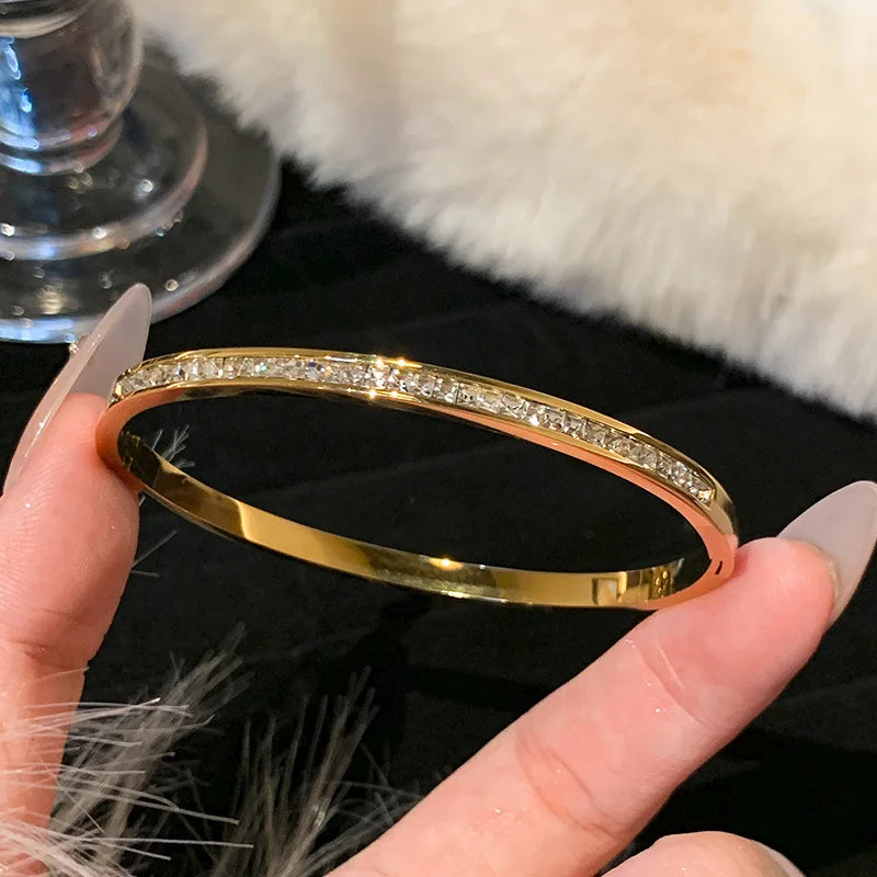 Titanium Steel Bracelet in Stainless Steel Inlaid with Zircon, Gold Plated 