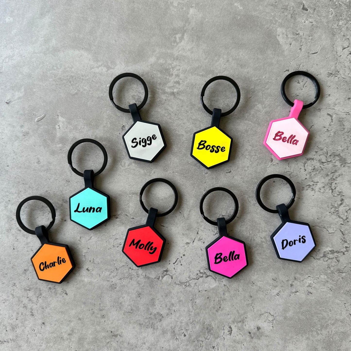 Purple dog name tag - Font Tea